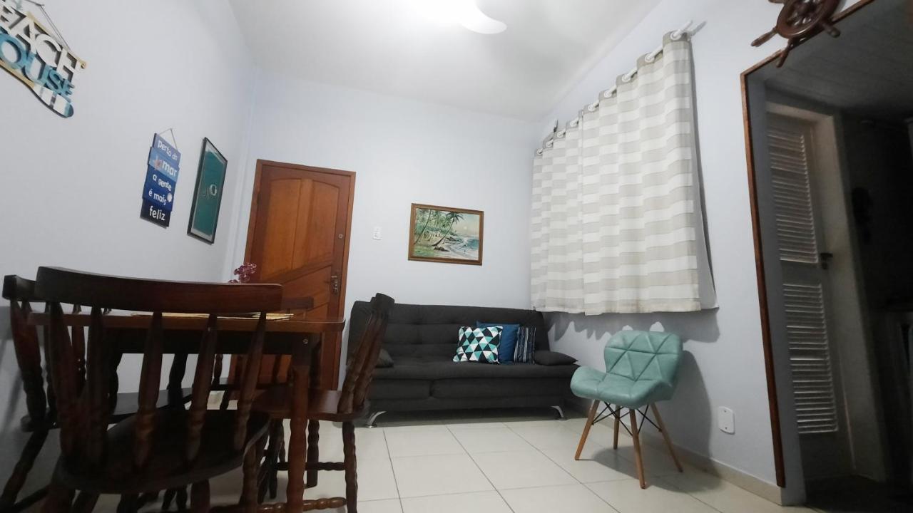 Cabo Frio - A Uma Quadra Da Praia Do Forte E Do Hotel Malibu - A 2 Minutos De Bares E Restaurantes Da Orla - Apto Terreo - Wi-Fi Eksteriør bilde